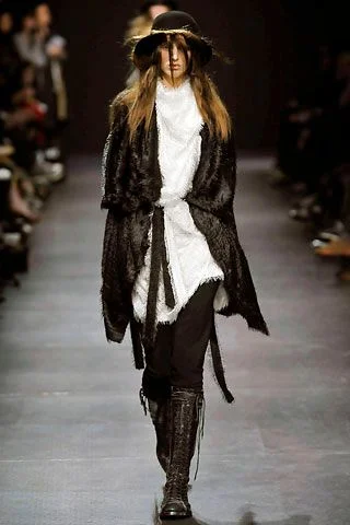 Look 27